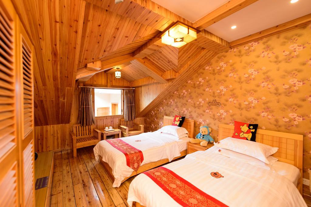 אמיישאן Mount Emei Teddy Bear Hotel מראה חיצוני תמונה